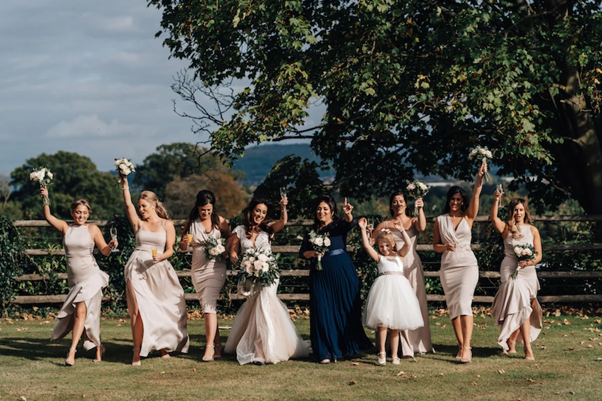 Bridesquad Photo Best Venue