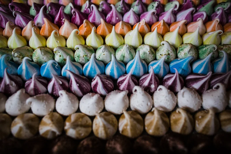Meringue Girls Kisses Weddingcake