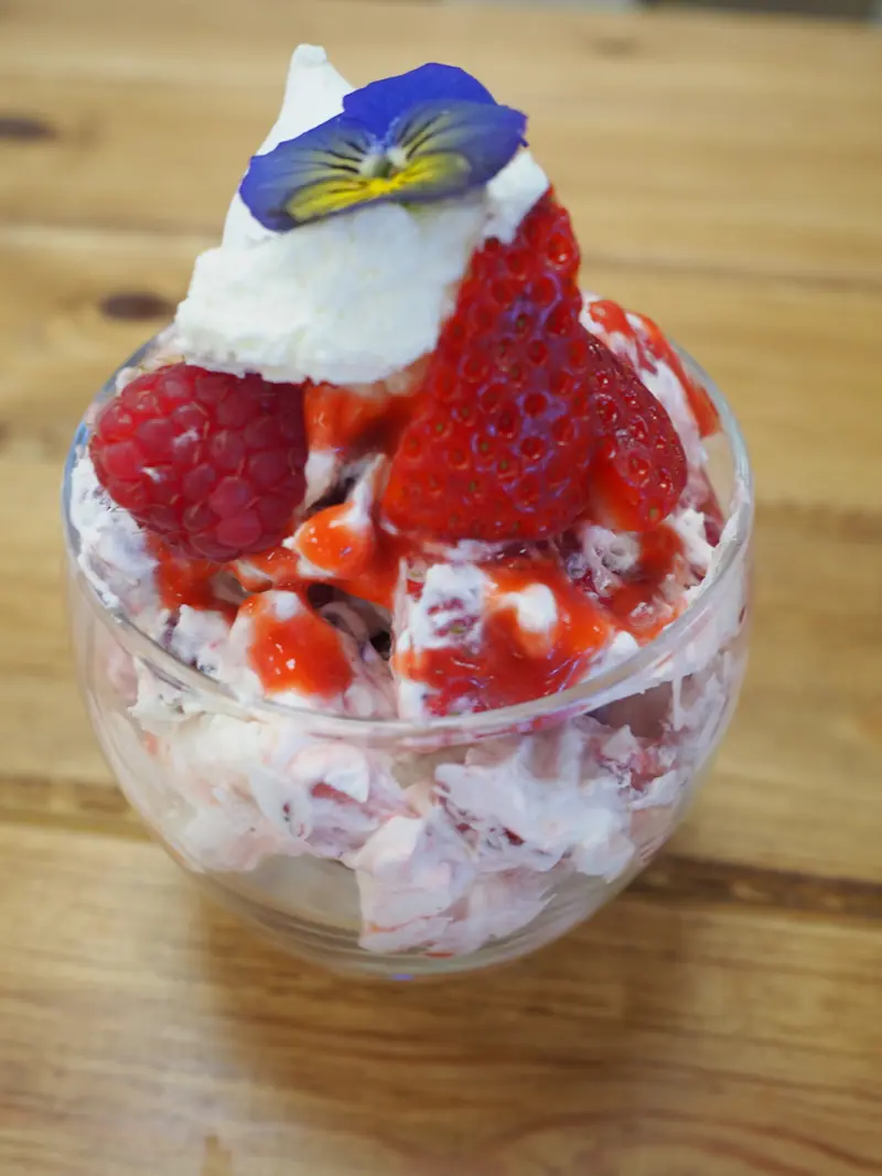 Eaton Mess Summer Wedding Food
