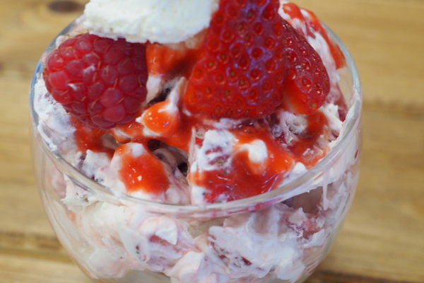 Eaton Mess Summer Wedding Food