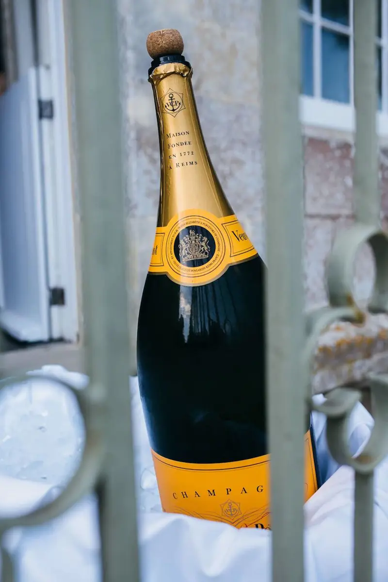 Simonbiffen Giant Champagne Bottle