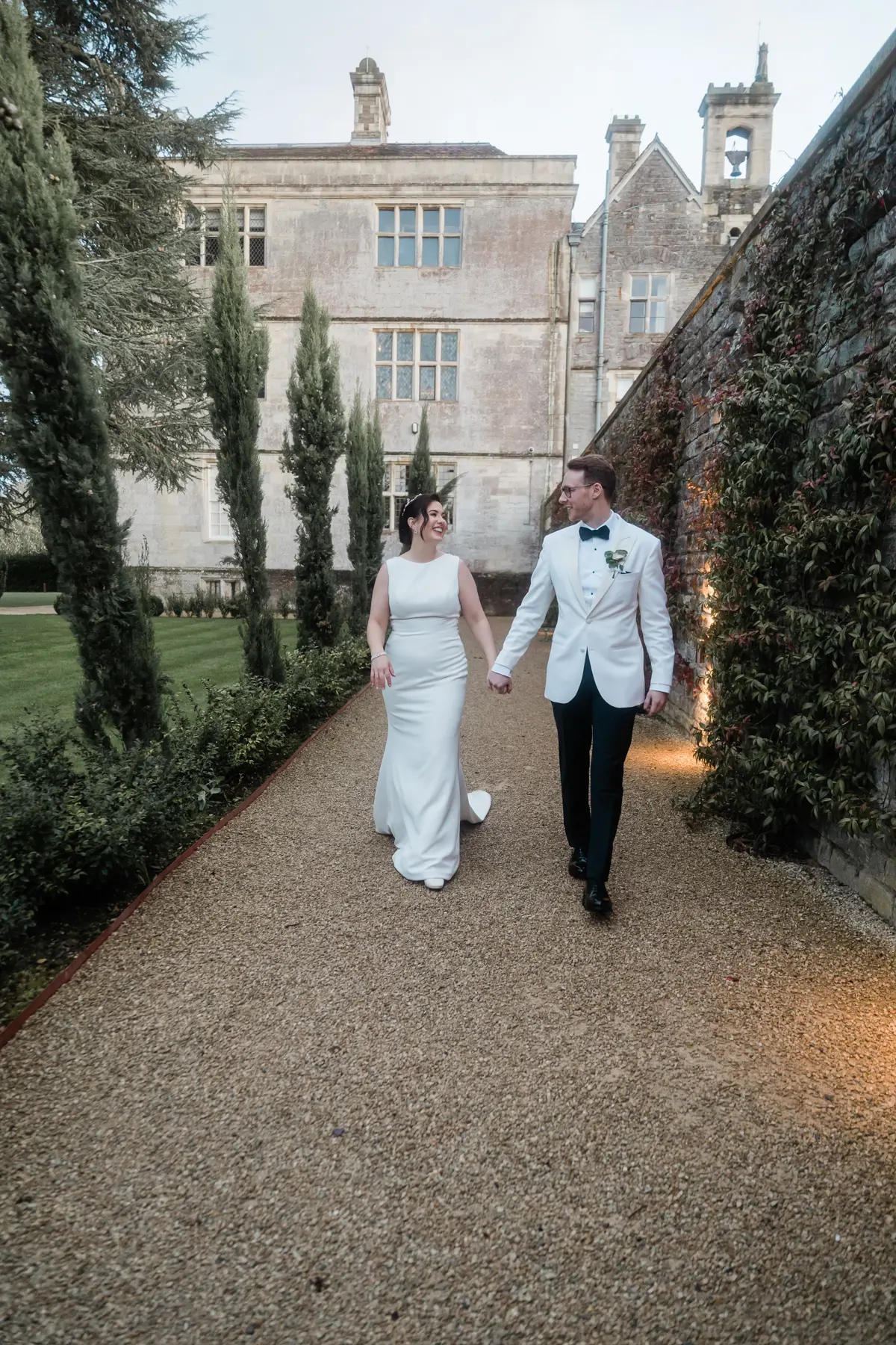 230406Rhianandpaulweddingelmorecourtcopyrightleanacatherinephotography 5279