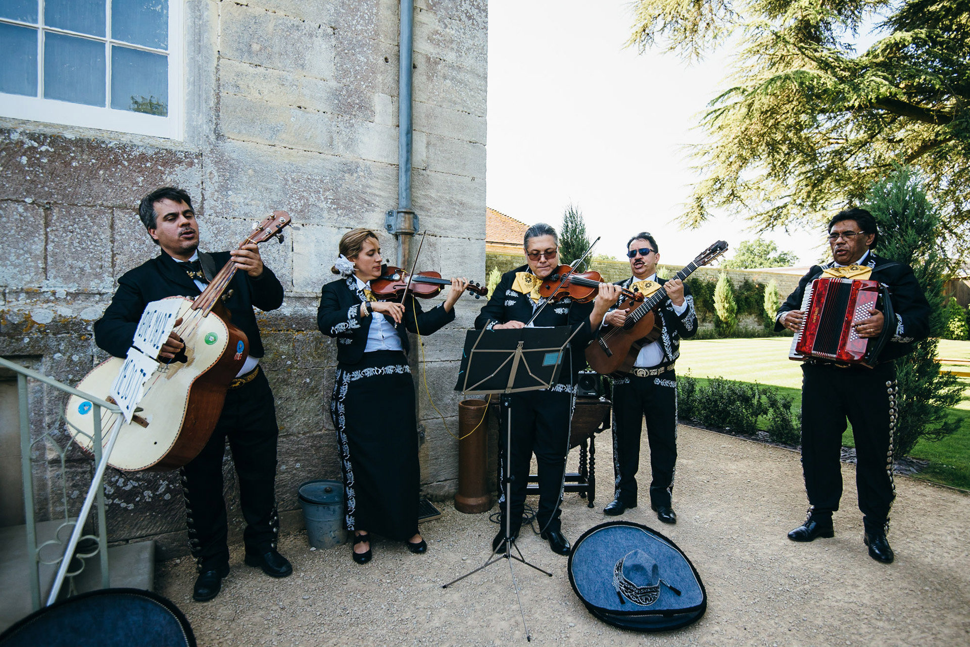 Unusual Wedding Reception Ideas2048
