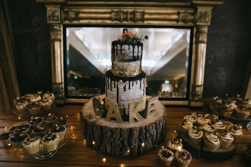 Unusual Wedding Cakes Ideas
