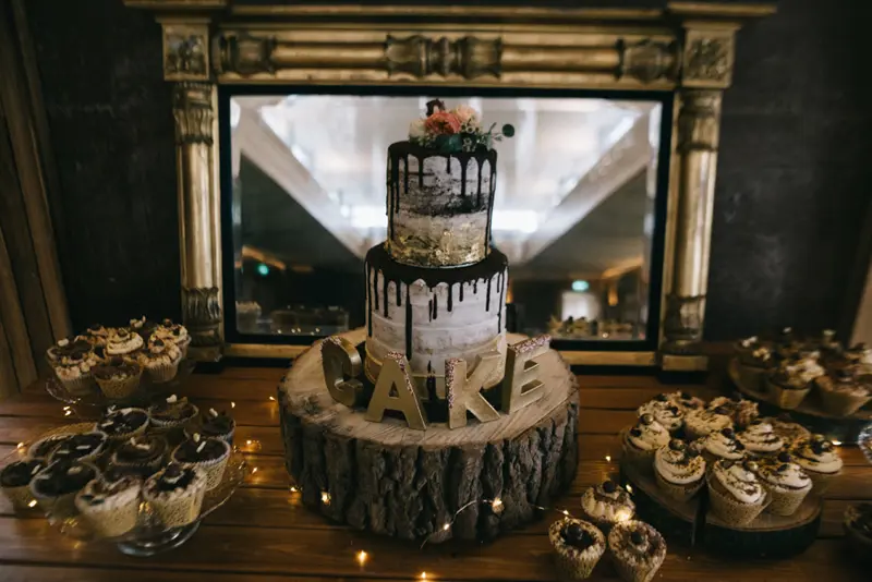 Unusual Wedding Cakes Ideas