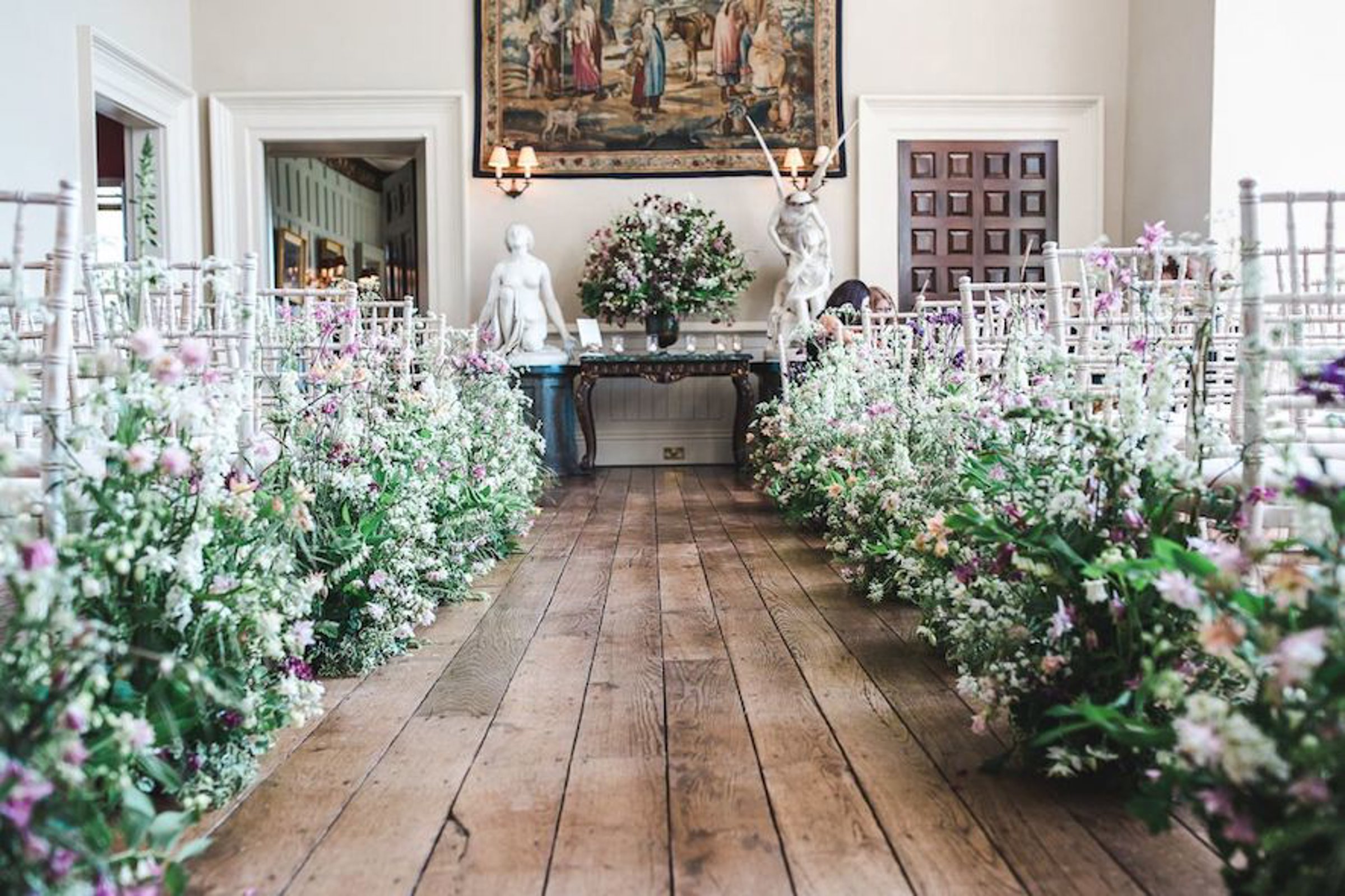 Travel Themed Wedding Flowers