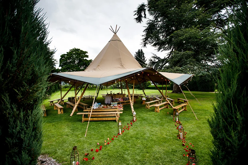 20Outdoor Wedding Petal Aisle Tipi