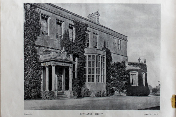 Elmore Estate 14