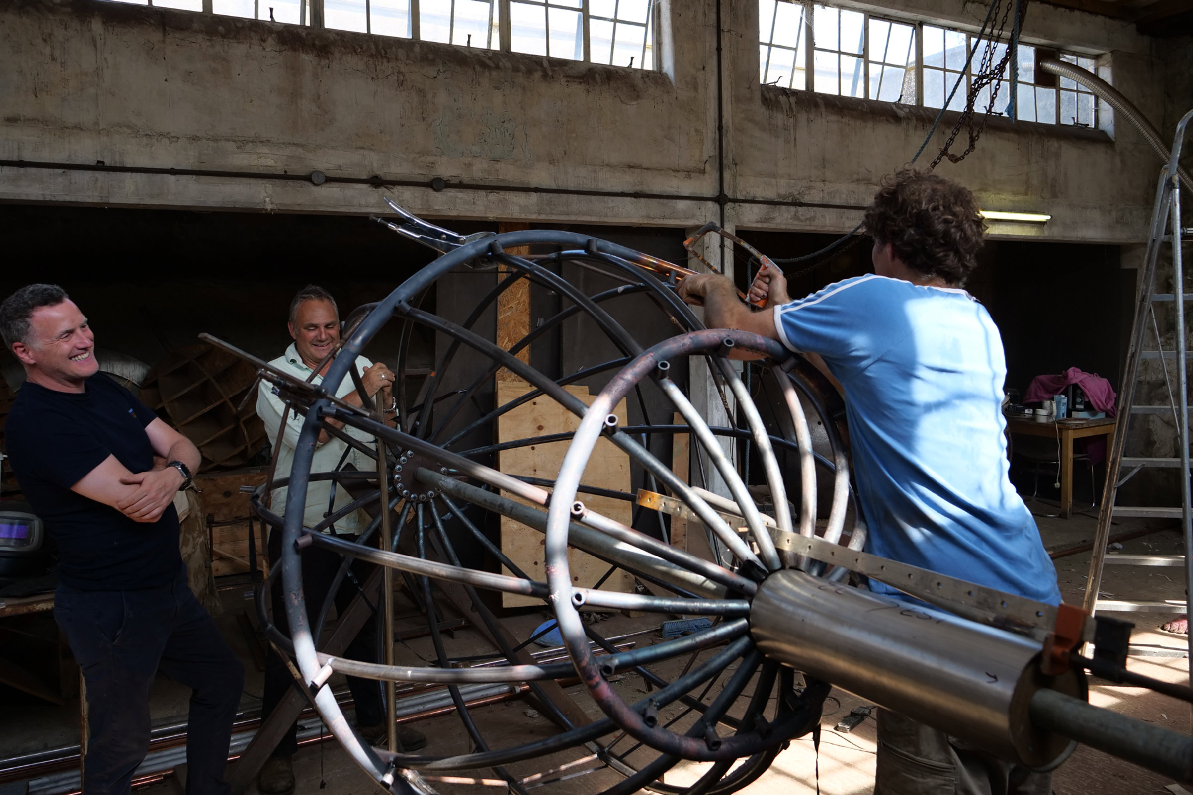 Anselm Guise at Giles Rayner water sculpture creating Zest for the Elmore country estate in the Cotswolds