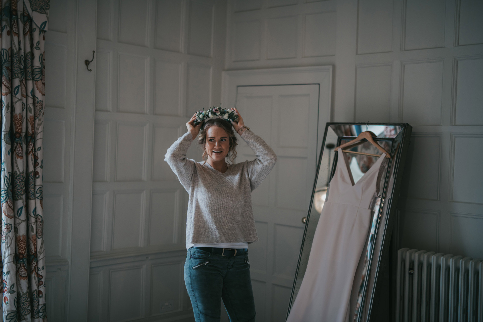 Bride Getting Ready Elmore