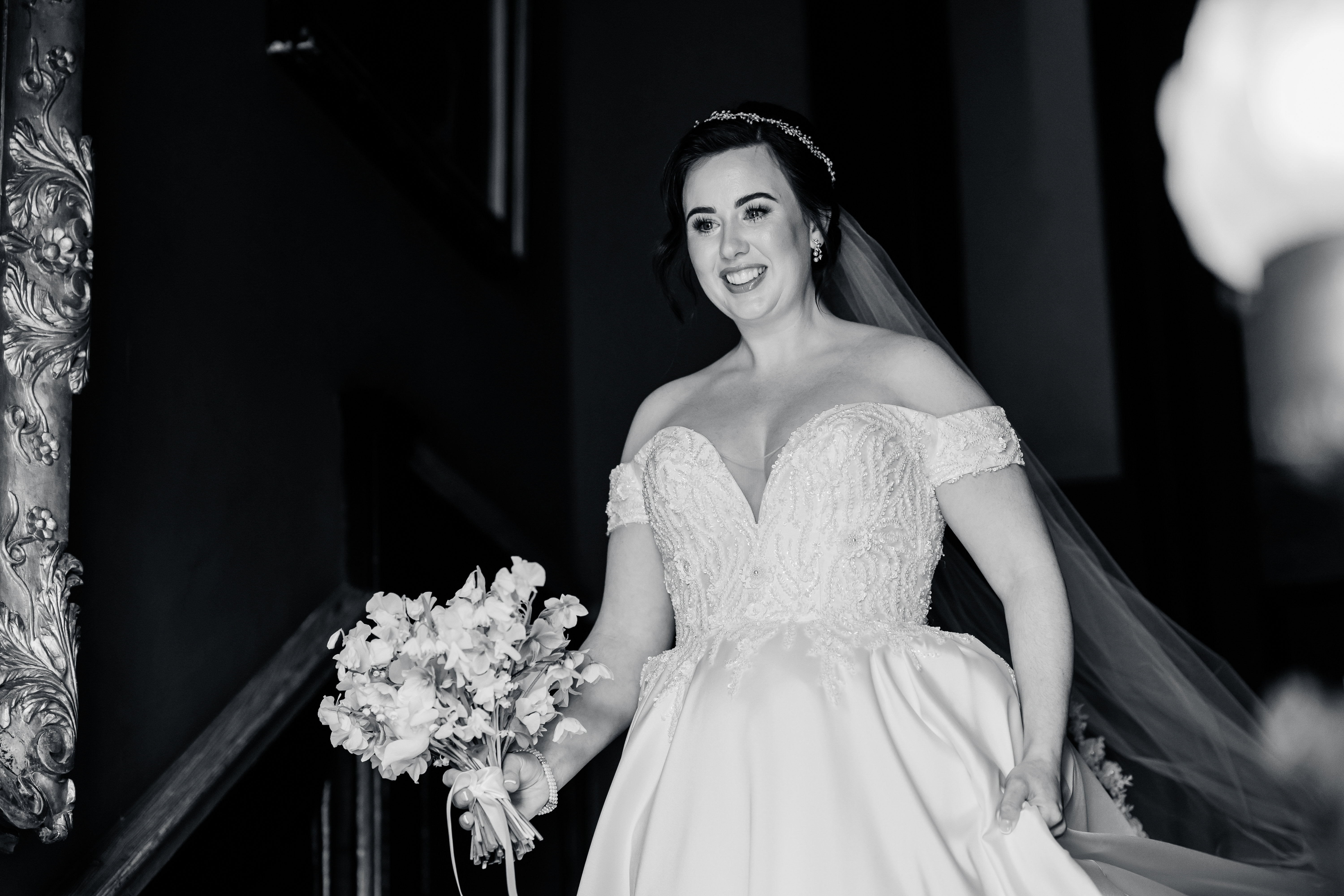 230406Rhianandpaulweddingelmorecourtcopyrightleanacatherinephotography 04179 2