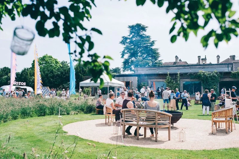 Laura Power Elmore Court Meadow Wedding Fun