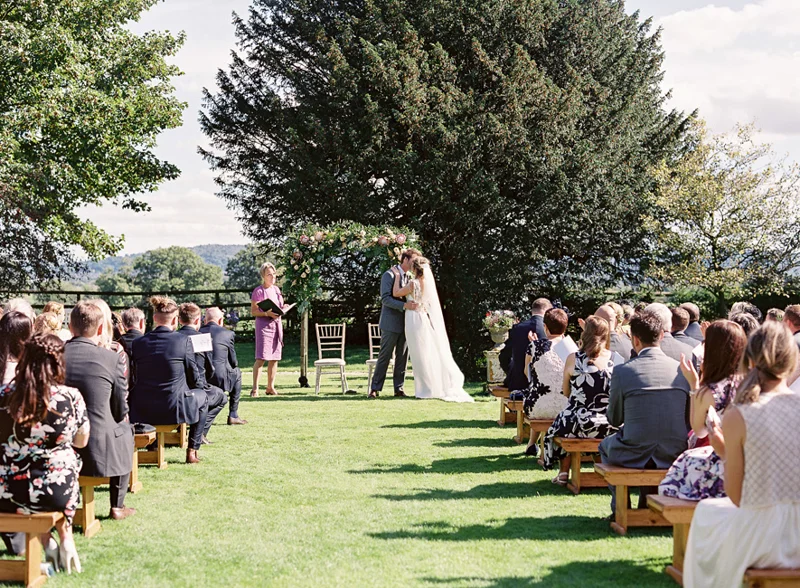 Can You Get Married Outside In The Uk
