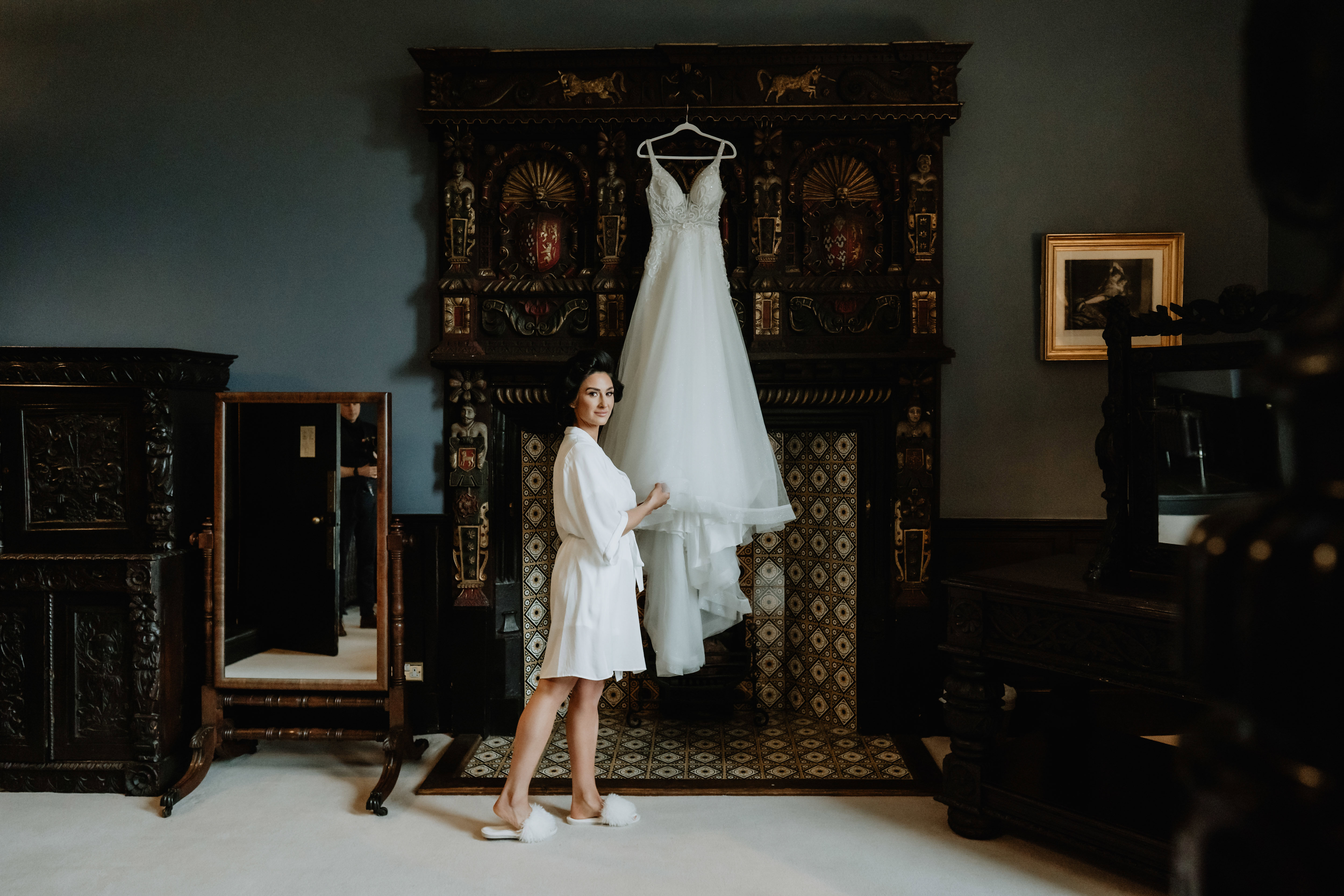 Photojournalistic wedding photographer in the cotswolds