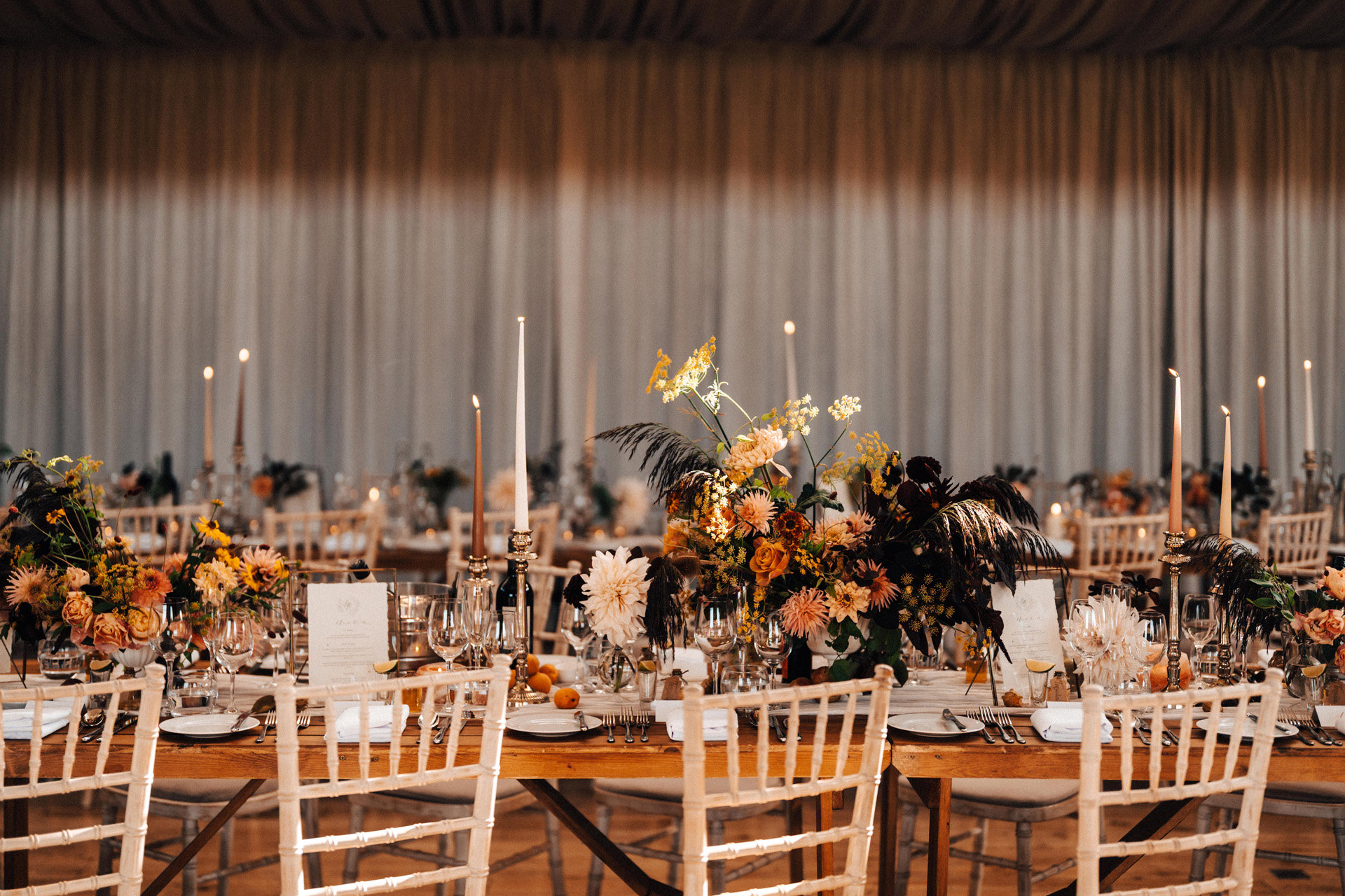 September Wedding Decor
