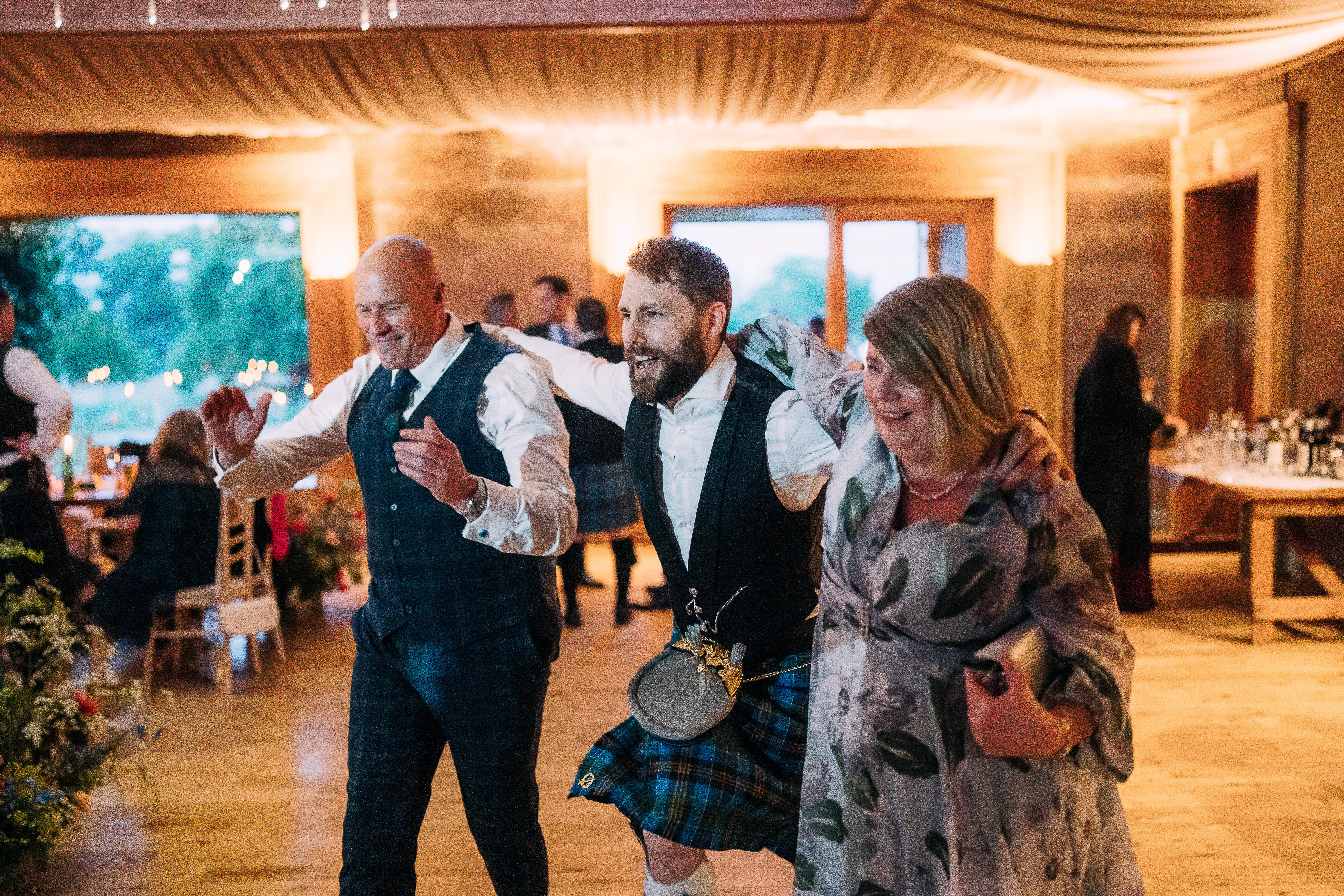 Alice & Neil 695