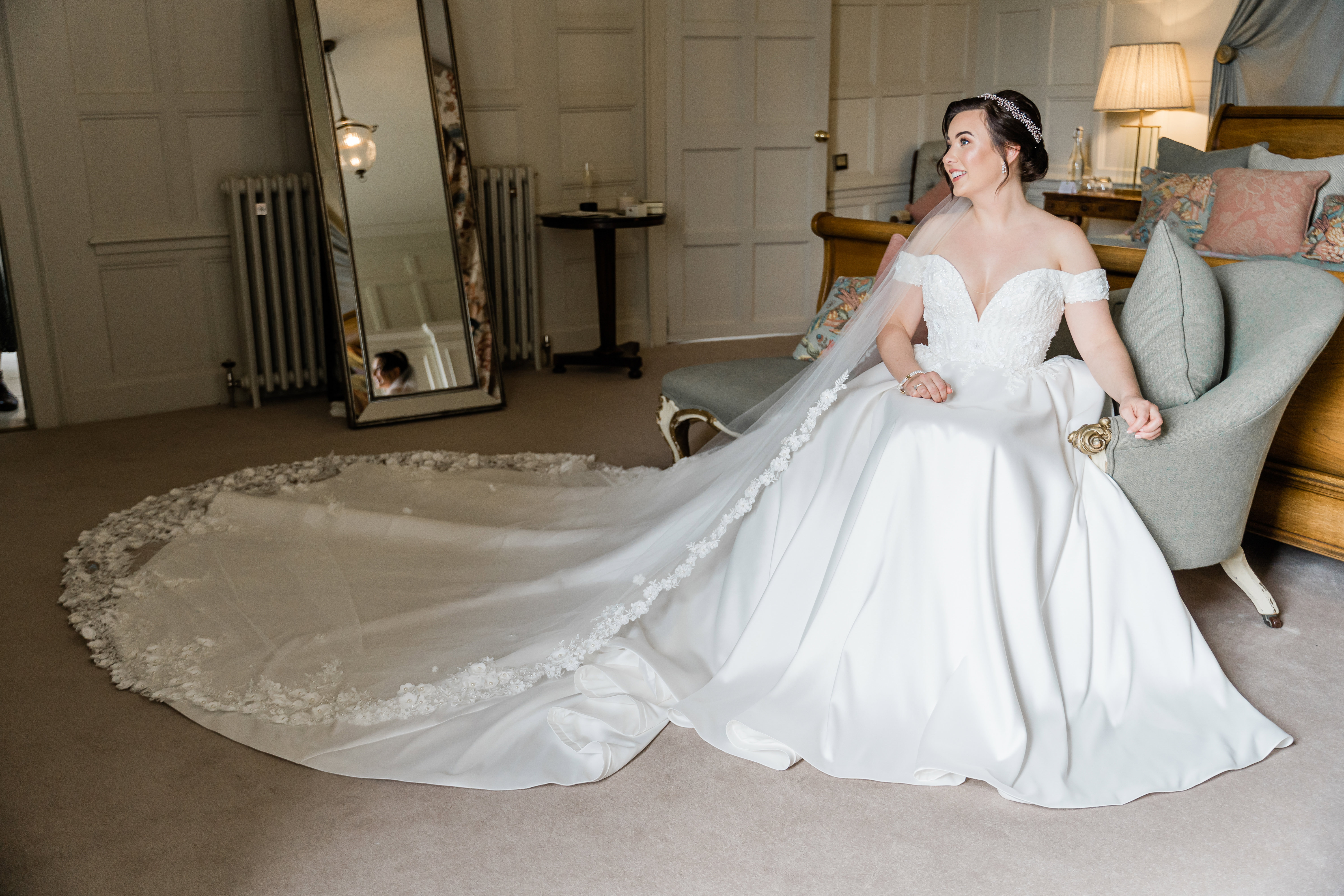 230406Rhianandpaulweddingelmorecourtcopyrightleanacatherinephotography 3047