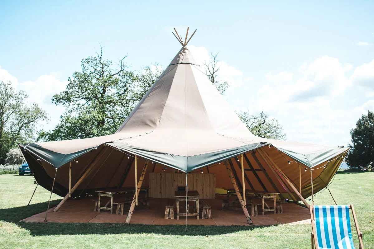Garden Party Wedding Venue6