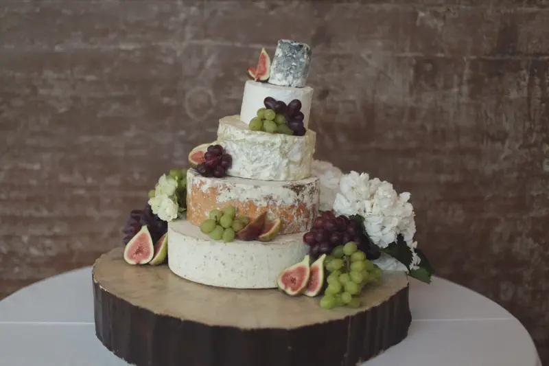Relaxed Wedding Swiss Twist2