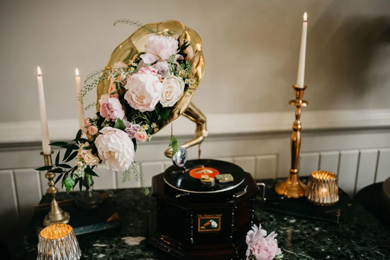 Hero Gramaphone Wedding 1920 Style