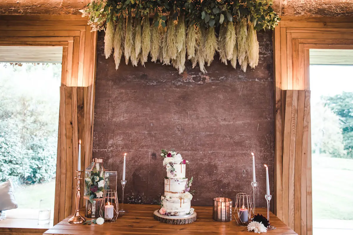Pampasgrass Wedding Style Cake