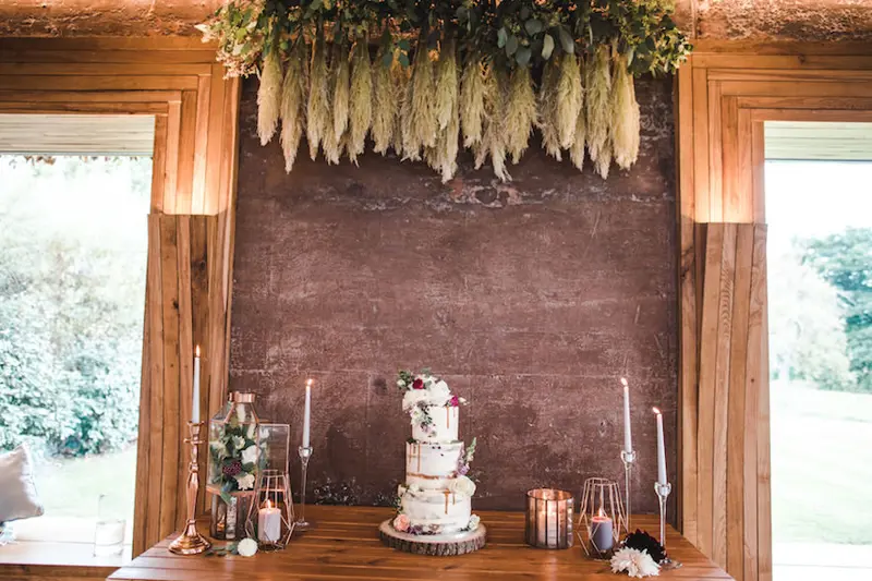 Pampasgrass Wedding Style Cake