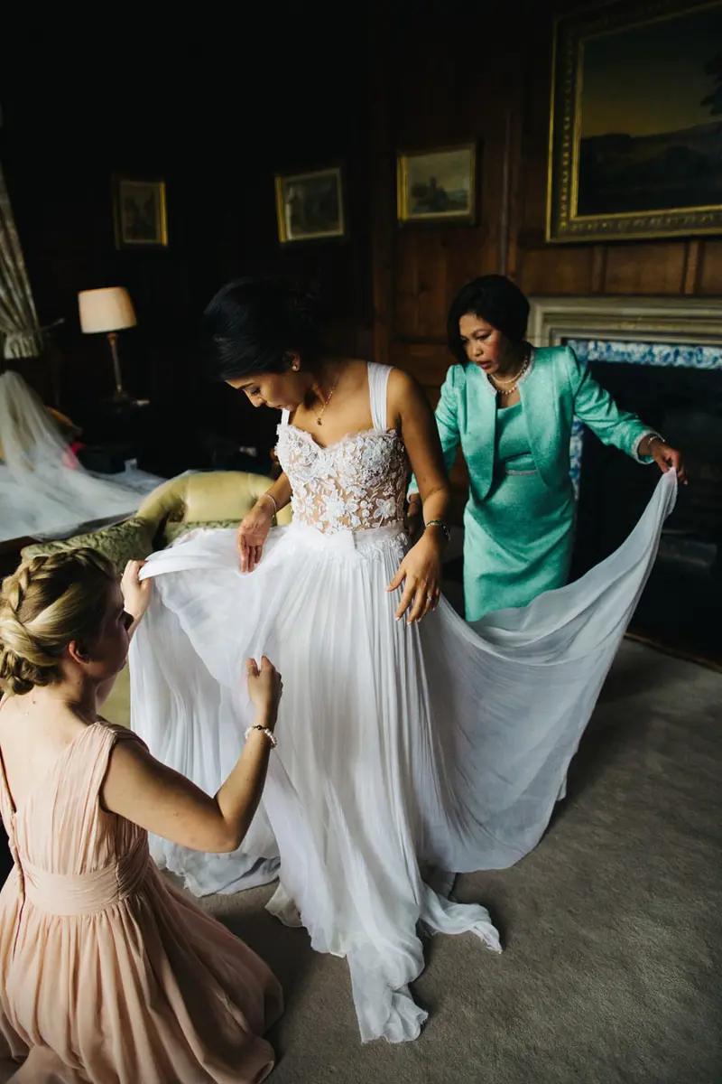 What Wedding Dress For Country House Weddings9