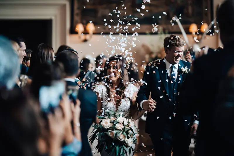 Countryhouse Wedding Venue Confetti