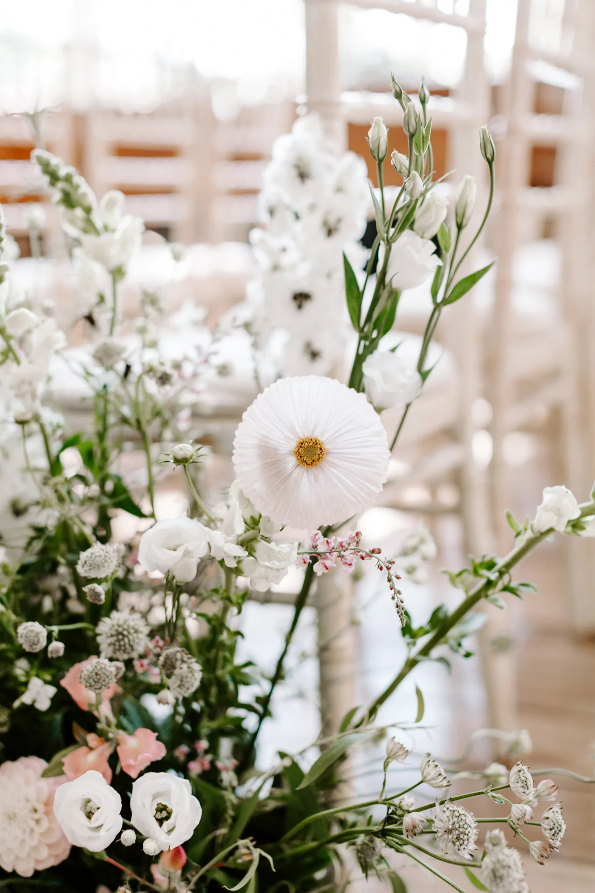 white wild wedding flowers for romantic styling